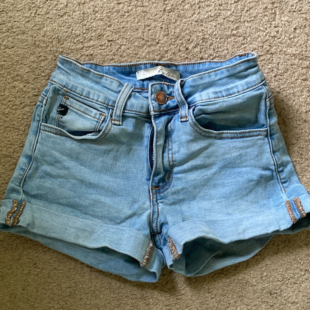 women’s jean shorts